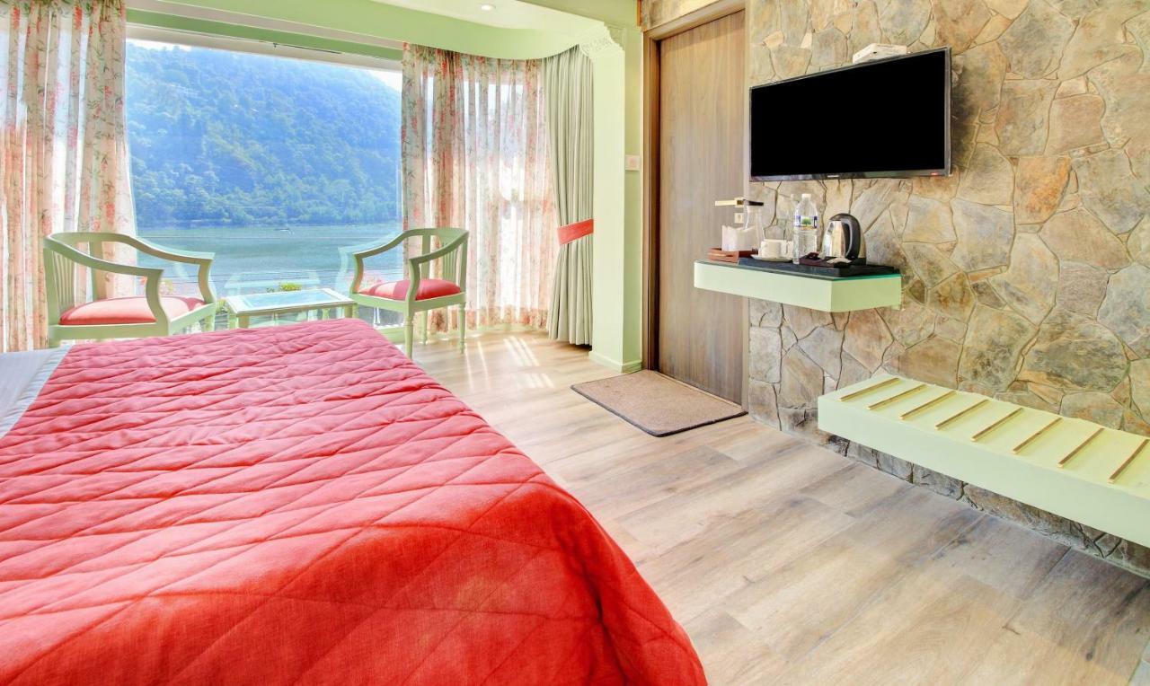 Hotel Lakeside Inn Nainital 3* Nainital